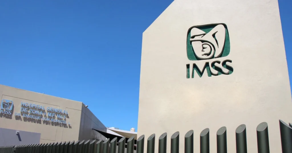 IMSS consolida su programa de implantes cloqueares en México
