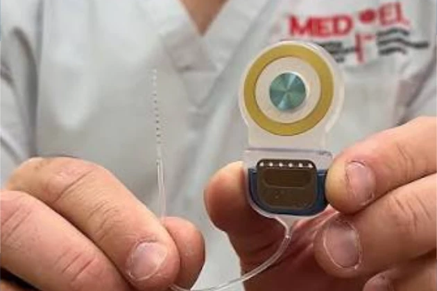 MED-EL terapia genética implantes cocleares